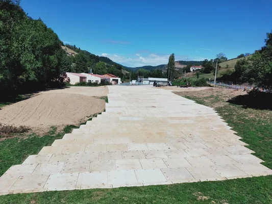 accès chemin.jpg